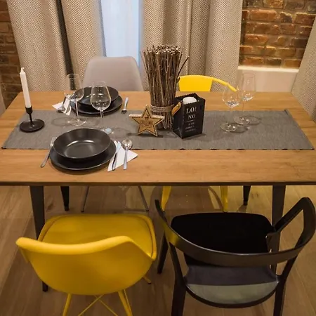 Casa - Homes Apartment Brasov